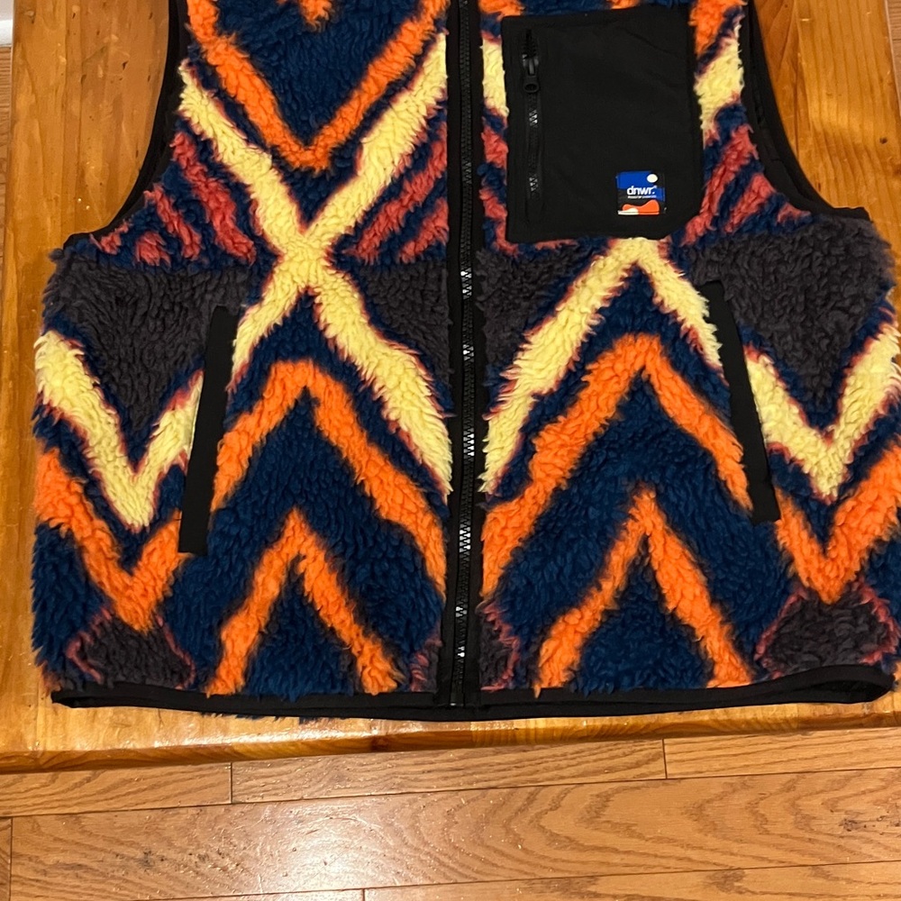 Zara DNWR Patterned Fleece Aztec Teddy Vest Colorful Chevron Large - Picture 4 of 8